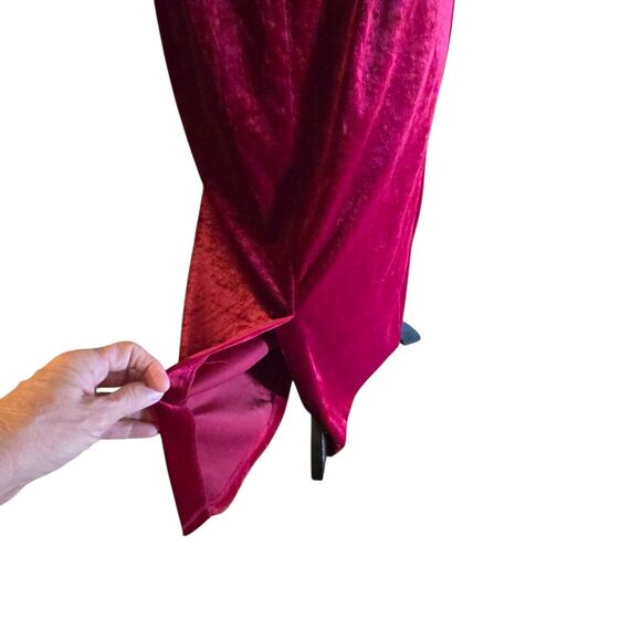 Y2K Street Wear Medium Red Velvet Maxi Skirt Witchy Whimsigoth Goblin Core 90's - Picture 4 of 9